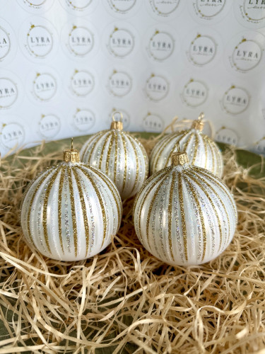 Vánoční paprsky - perleťově zlatá Vánoční paprsky - perleťově zlatá